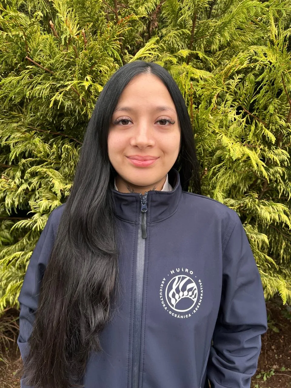 Fernanda Vidal, Asistente Administrativa